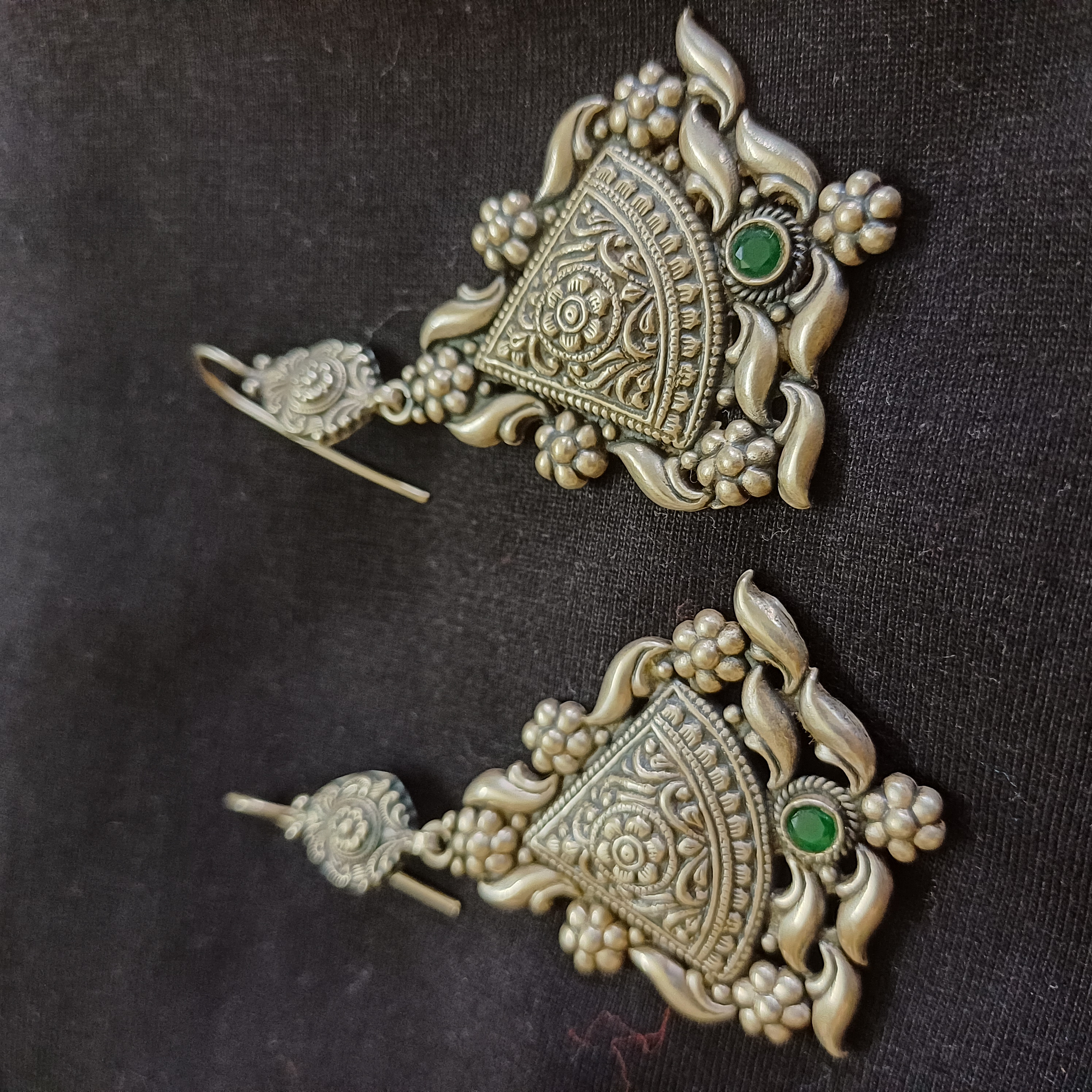 Twaksati 925 Pure Silver Rajrani Temple Earrings with Peridot