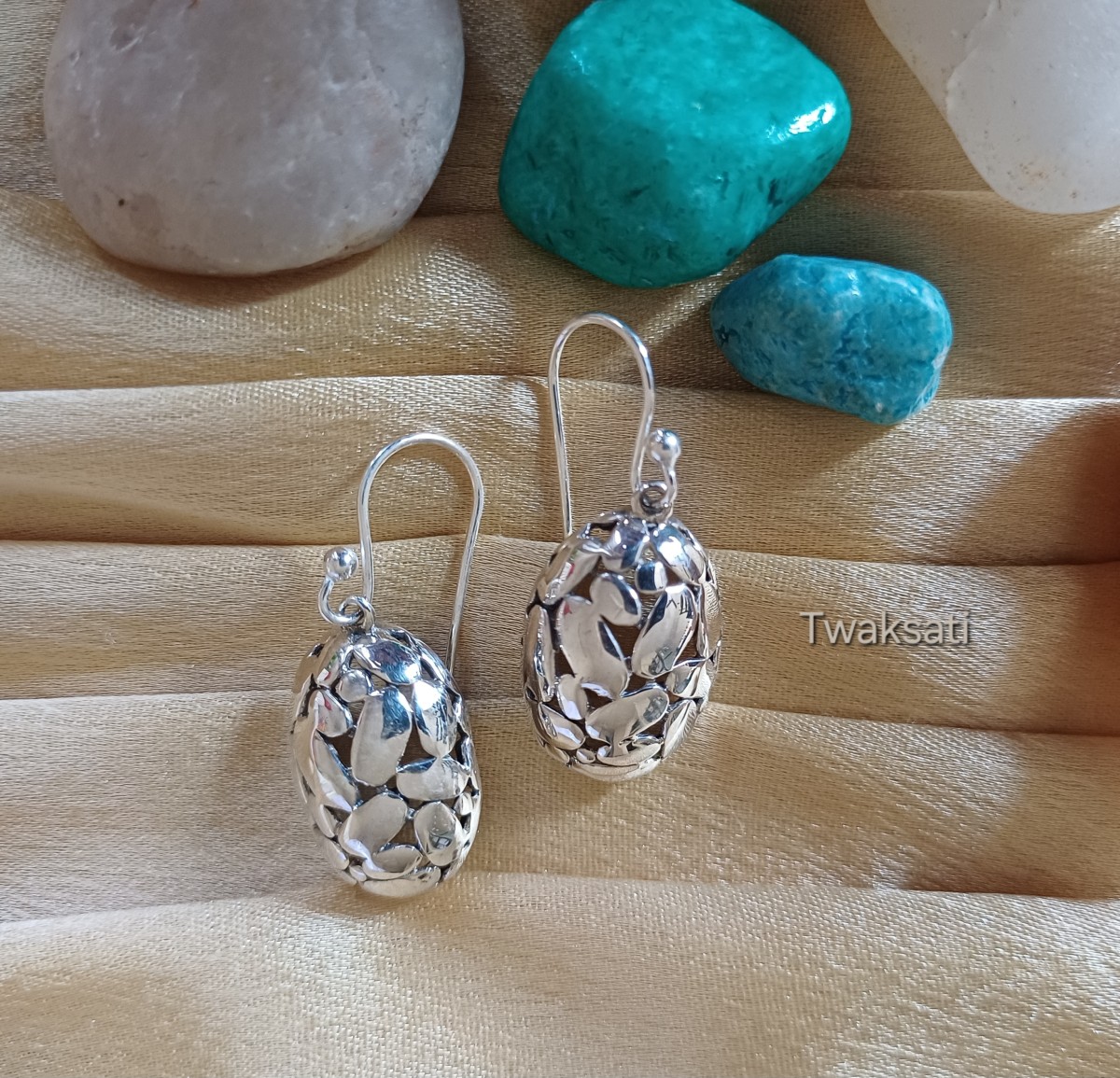Twaksati 925 Silver Oval Jali Earrings