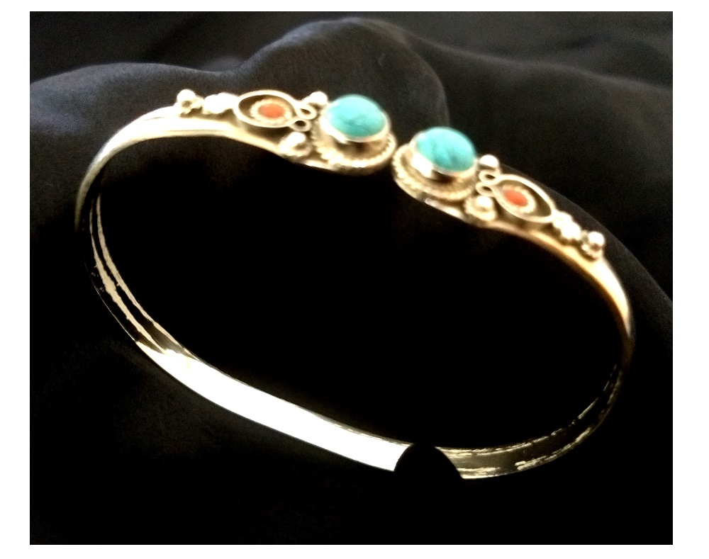 Silver Bracelet with twin Turquoise stone